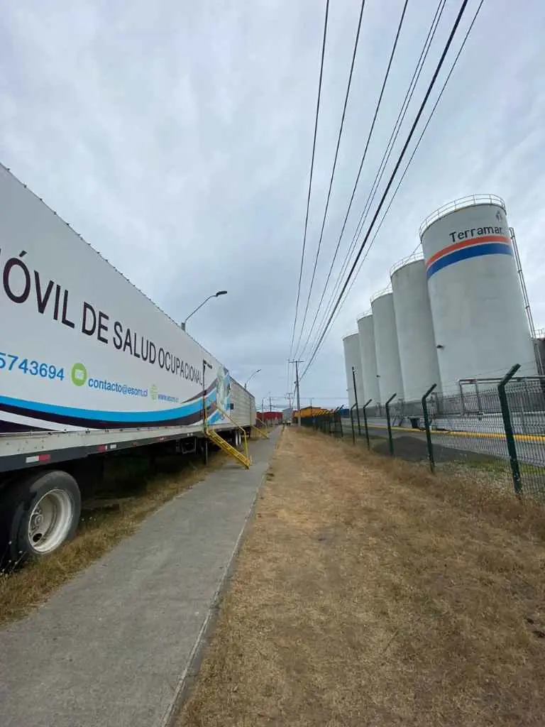 Clínica móvil de ESOM para operativos en terreno de exámenes preocupacionales